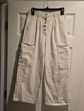 Mod Ref Button-Front Wide-Leg Cargo Pants in Cream